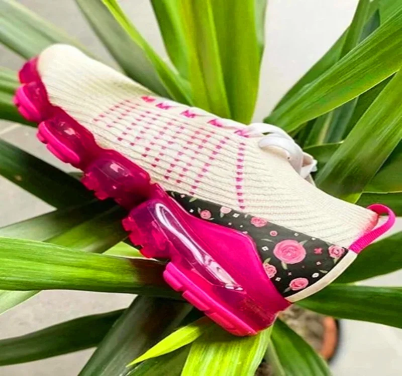 Sports Shoes Female Factory Direct Supply Spot 2021 New Large Size Green Lace Floral Pure Color Air Cushion Running Sneakers
Sports Shoes Female Factory Direct Supply Spot 2021 New Large Size Green Lace Floral Pure Color Air Cushion Running Sneakers