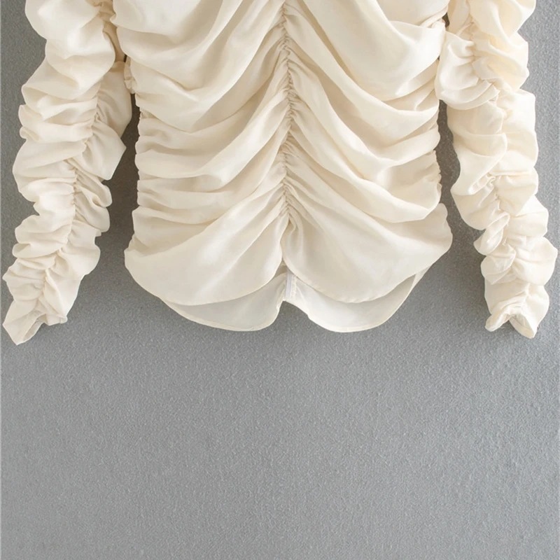YOSIBCD Women 2021 Fashion With Elastic Gathering Pleated Blouses Vintage V Long Sleeve Female Shirts Blusas Chic Tops
YOSIBCD Women 2021 Fashion With Elastic Gathering Pleated Blouses Vintage V Long Sleeve Female Shirts Blusas Chic Tops