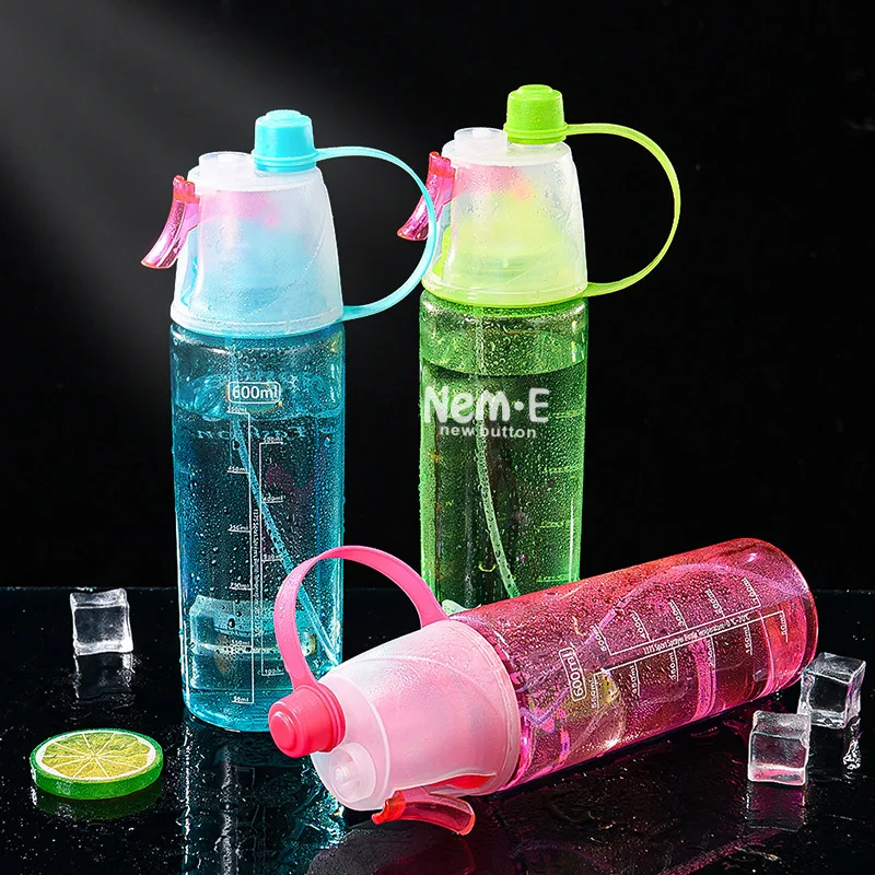600ml Spray Sport Moisturizing Drinking Water Bottle Portable Plastic Bike Bicycle Gym Plastic Bottle With Straw Drinkware
600ml Spray Sport Moisturizing Drinking Water Bottle Portable Plastic Bike Bicycle Gym Plastic Bottle With Straw Drinkware