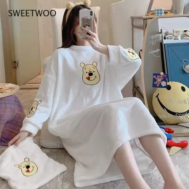 Winter New Flannel Women's Pajamas Casual Nightdress Thickened Pajamas To Send The Same Style of Storage Bag Fashion Design
Winter New Flannel Women's Pajamas Casual Nightdress Thickened Pajamas To Send The Same Style of Storage Bag Fashion Design