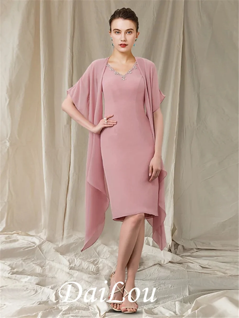 Two Piece Sheath / Column Mother of the Bride Dress Elegant V Neck Knee Length Chiffon Sleeveless with Beading 2021
Two Piece Sheath / Column Mother of the Bride Dress Elegant V Neck Knee Length Chiffon Sleeveless with Beading 2021