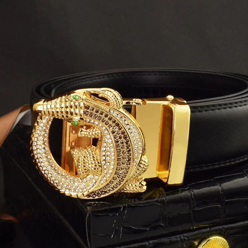 High Quality Crocodile Spin Leather Belt men Luxury Metal Buckle Designer Mens Belt Genuine Leather Belt Cinturon Dorado Brand
High Quality Crocodile Spin Leather Belt men Luxury Metal Buckle Designer Mens Belt Genuine Leather Belt Cinturon Dorado Brand