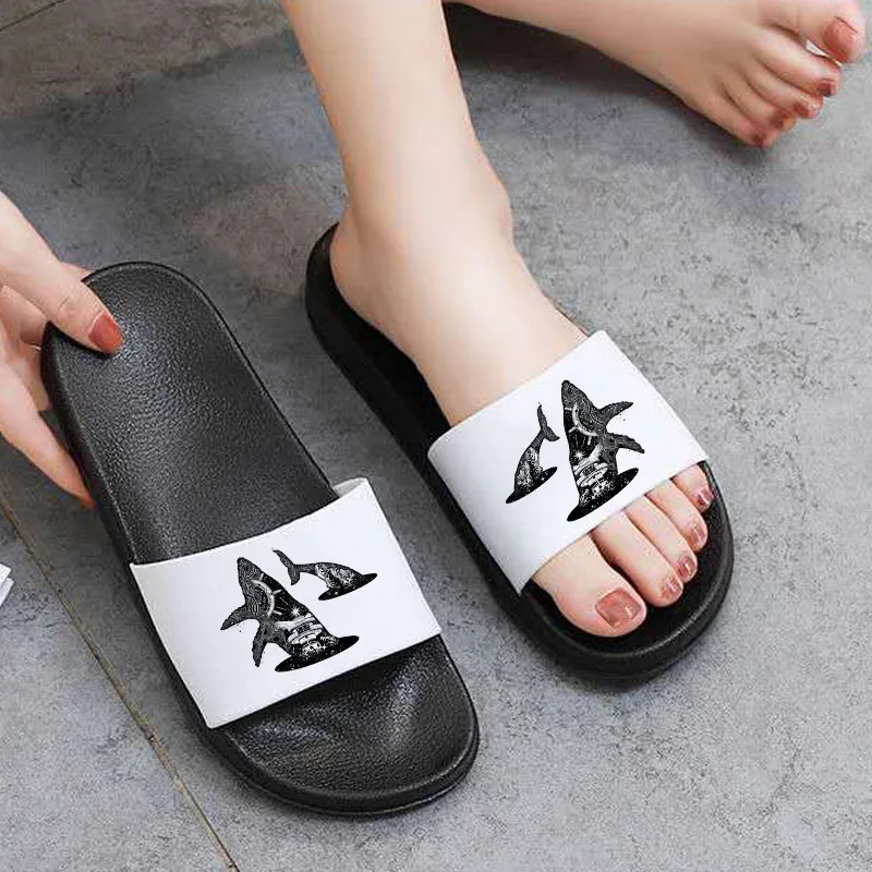 2021 women slippers Indoor Bedroom Home Shoes ladies cool whale pattern flip flops Outdoor Indoor Home Non-slip Slides
2021 women slippers Indoor Bedroom Home Shoes ladies cool whale pattern flip flops Outdoor Indoor Home Non-slip Slides