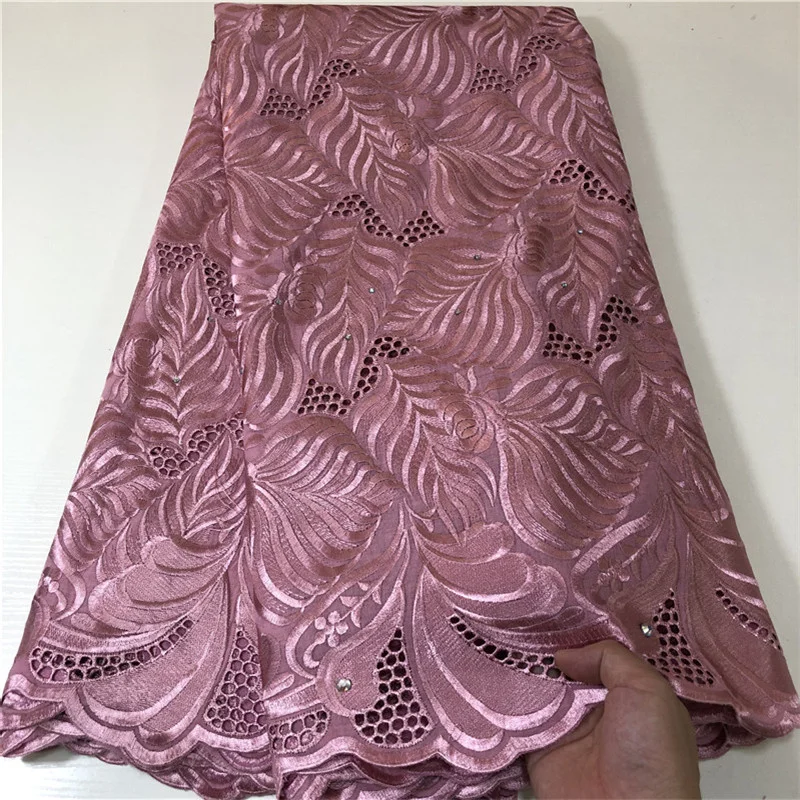 5Y хлопчатобумажная кружевная ткань высокого качества нигерийское кружево 2021 швейцарская вуаль кружевная ткань вышитые африканские сухие ...
5Y хлопчатобумажная кружевная ткань высокого качества нигерийское кружево 2021 швейцарская вуаль кружевная ткань вышитые африканские сухие ...