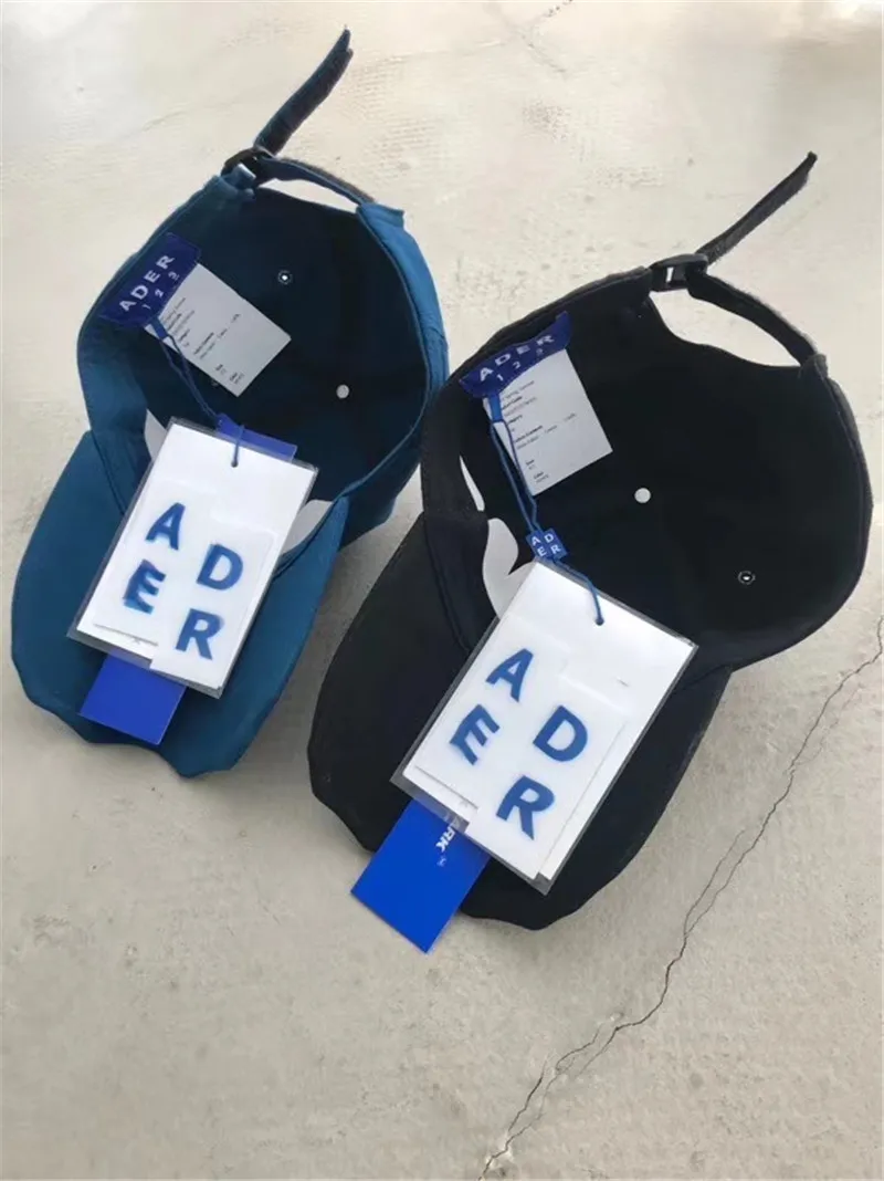 Бейсболка Adererror для мужчин и женщин, Кепка с вышивкой и логотипом в масштабе 1:1
Бейсболка Adererror для мужчин и женщин, Кепка с вышивкой и логотипом в масштабе 1:1