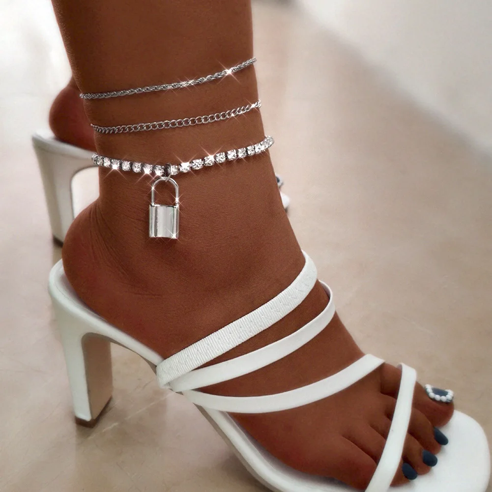 3pcs/set Fashion Gold Color Simple Twisted Chain Anklets For Women Beach Foot Jewelry Leg Chain lock Ankle Bracelets Accessories
3pcs/set Fashion Gold Color Simple Twisted Chain Anklets For Women Beach Foot Jewelry Leg Chain lock Ankle Bracelets Accessories