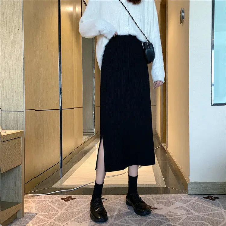 Women's Knitted Side Slit Skirt 2020 Autumn Winter New High Waist Slim A Line Skirt Female 
Women's Knitted Side Slit Skirt 2020 Autumn Winter New High Waist Slim A Line Skirt Female