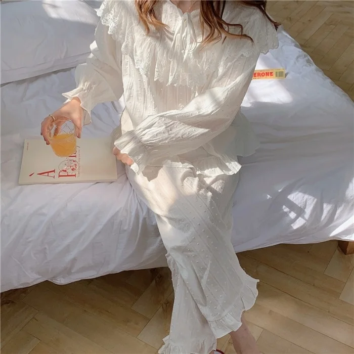 Осень/Зима 202 Новинка женский модный стильный милый кружевной костюм из двух предметов
Осень/Зима 202 Новинка женский модный стильный милый кружевной костюм из двух предметов