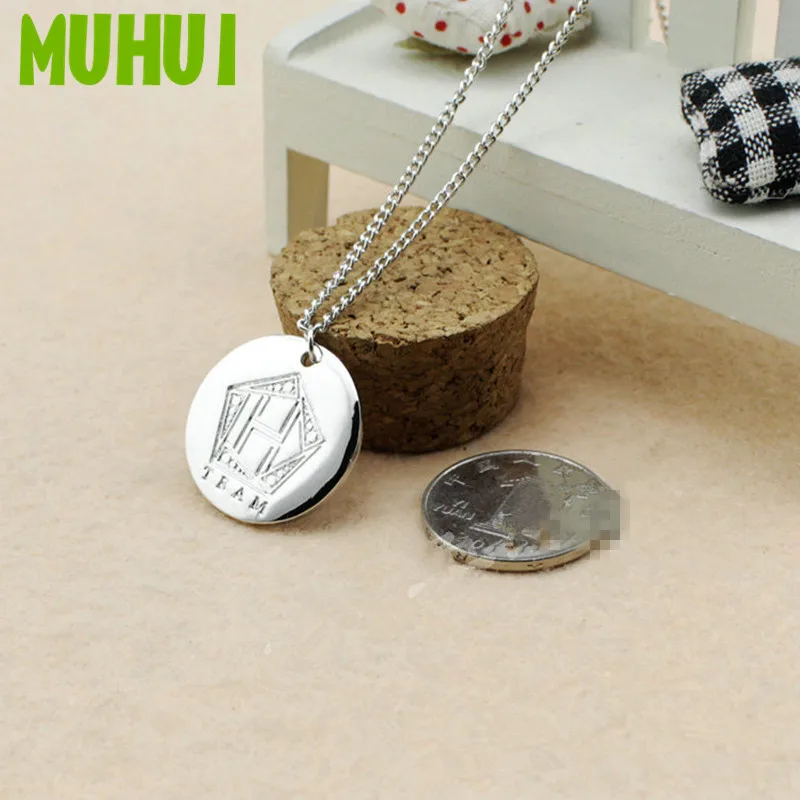 Free Shipping Kpop Star TEAM Jang Keun Suk Logo Choker Necklace For Women Kolye Me Jewelry Collares B109
Free Shipping Kpop Star TEAM Jang Keun Suk Logo Choker Necklace For Women Kolye Me Jewelry Collares B109
