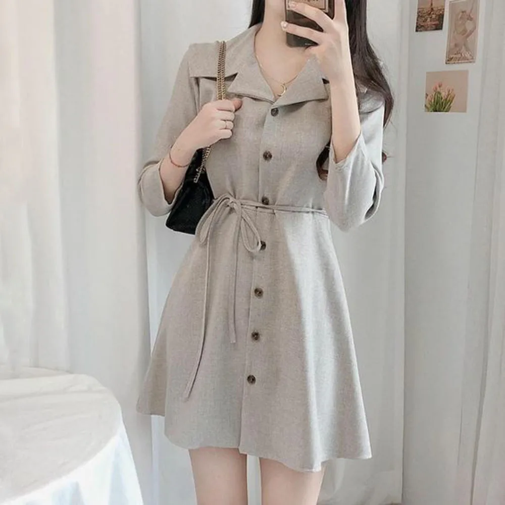 2021 Women's Autumn New Dress Casual Simple Fashion Commuter Style Solid Color Lace-up Waist Slim Single-breasted Dresses
2021 Women's Autumn New Dress Casual Simple Fashion Commuter Style Solid Color Lace-up Waist Slim Single-breasted Dresses