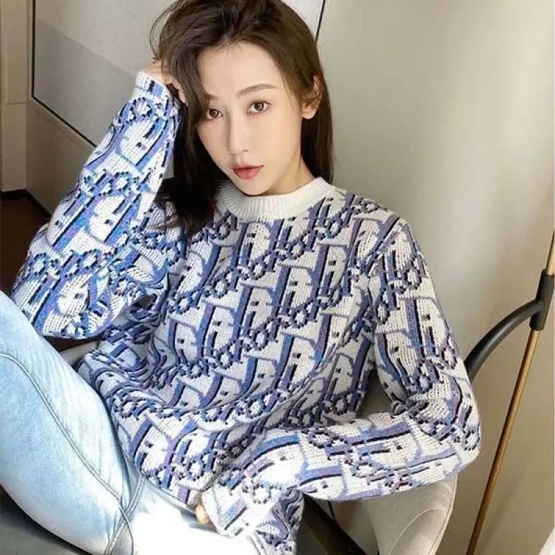 Large size sweater women's autumn and winter new style foreign style Pullover loose lazy style knitwear round neck top
Large size sweater women's autumn and winter new style foreign style Pullover loose lazy style knitwear round neck top