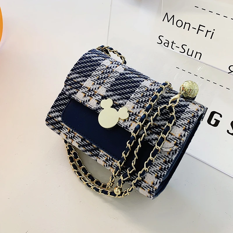 с доставкой New Female Woman Crossbody Bags PU Leather Chain Shoulder Retro lines Fashion Design Women's Messenger Bag
с доставкой New Female Woman Crossbody Bags PU Leather Chain Shoulder Retro lines Fashion Design Women's Messenger Bag