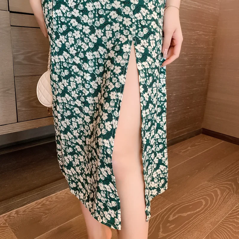 Summer Vintage Floral Dress Women Autumn New Short Sleeve Split Flared Sleeve Party Evening Elegant Sexy Midi Dresses Woman
Summer Vintage Floral Dress Women Autumn New Short Sleeve Split Flared Sleeve Party Evening Elegant Sexy Midi Dresses Woman