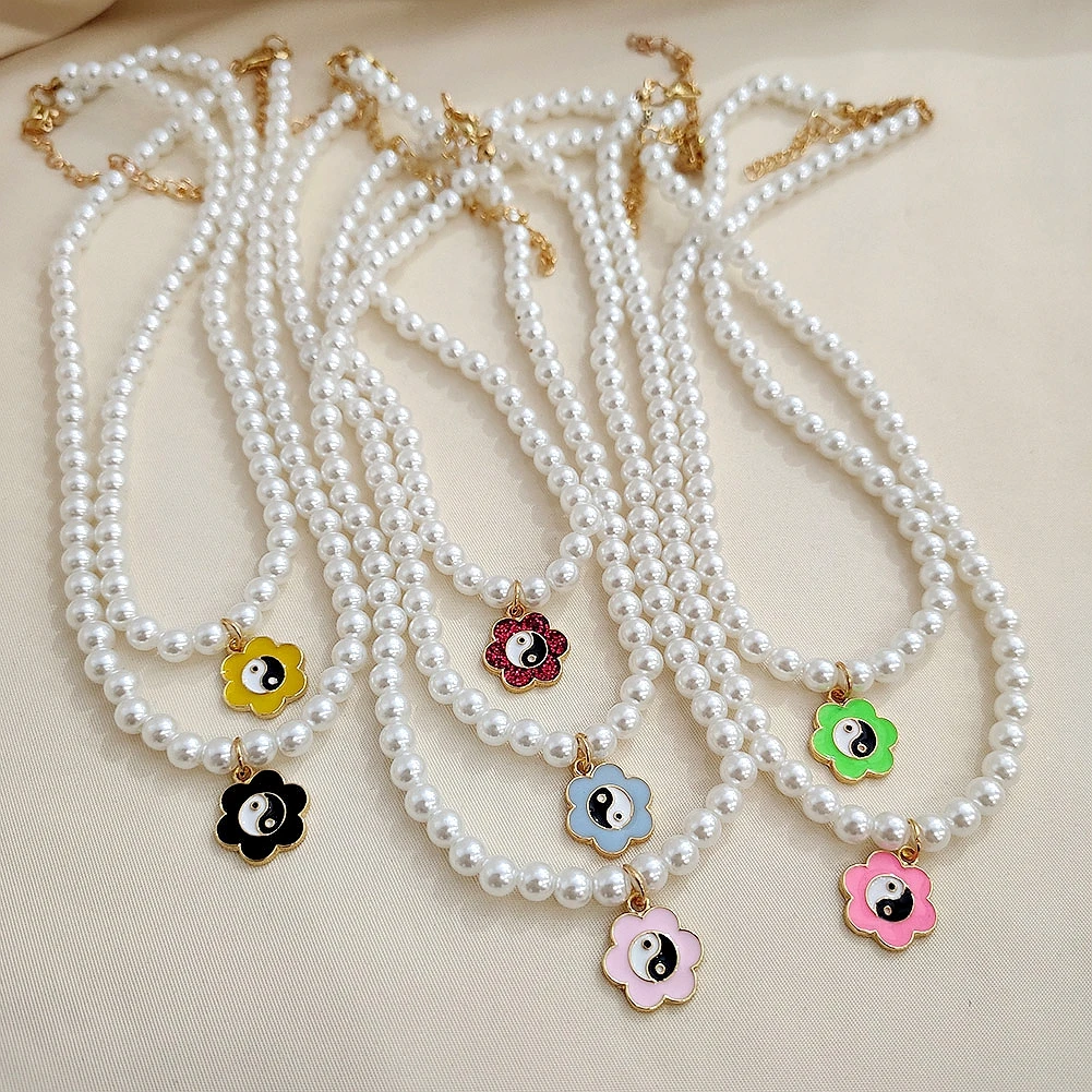 Korean White Beaded Flower Pendant Necklace For Women Girls Yin Yang Gossip Colorful Glazed Choker Necklaces Party Jewelry Gifts
Korean White Beaded Flower Pendant Necklace For Women Girls Yin Yang Gossip Colorful Glazed Choker Necklaces Party Jewelry Gifts