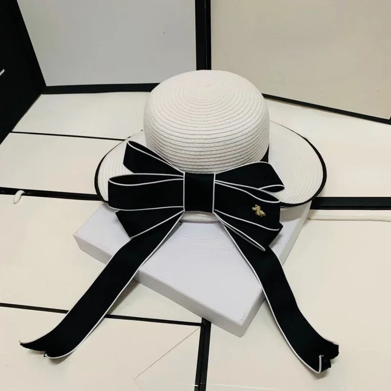 2021 New Style Women Summer Knit Straw Hat Fashion Wide Brim Casual Beach Sun Hats Sunscreen Block UV Protection Panama Bow Cap
2021 New Style Women Summer Knit Straw Hat Fashion Wide Brim Casual Beach Sun Hats Sunscreen Block UV Protection Panama Bow Cap