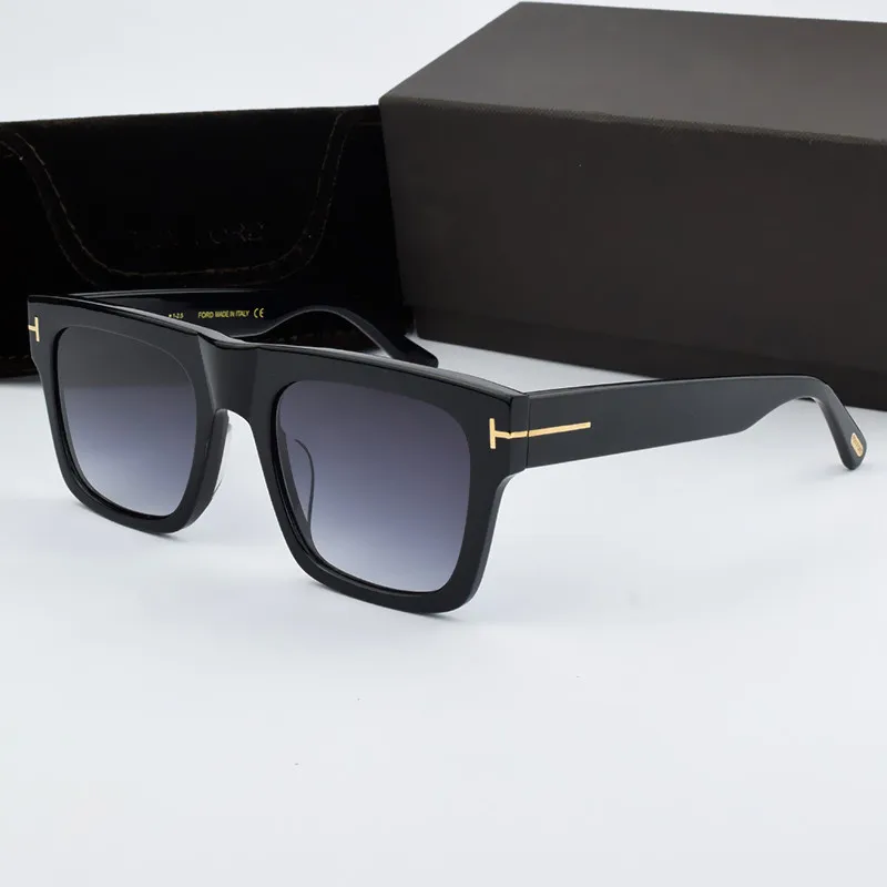 Top Quality Retro Men's and Women's Sunglasses Square Thickening Acetate Frame Luxury UV400 Goggles TF395
Top Quality Retro Men's and Women's Sunglasses Square Thickening Acetate Frame Luxury UV400 Goggles TF395