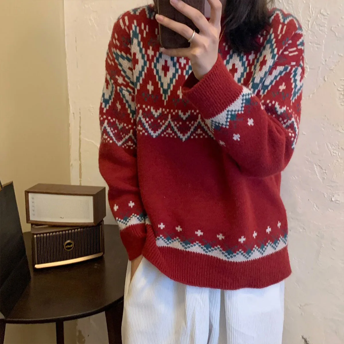 Vintage Tide Japanese Lazy Style Women Casual Knitted Pullovers Fashion O-Neck Red Chic Print Jacquard Female Casual Sweater Ins
Vintage Tide Japanese Lazy Style Women Casual Knitted Pullovers Fashion O-Neck Red Chic Print Jacquard Female Casual Sweater Ins