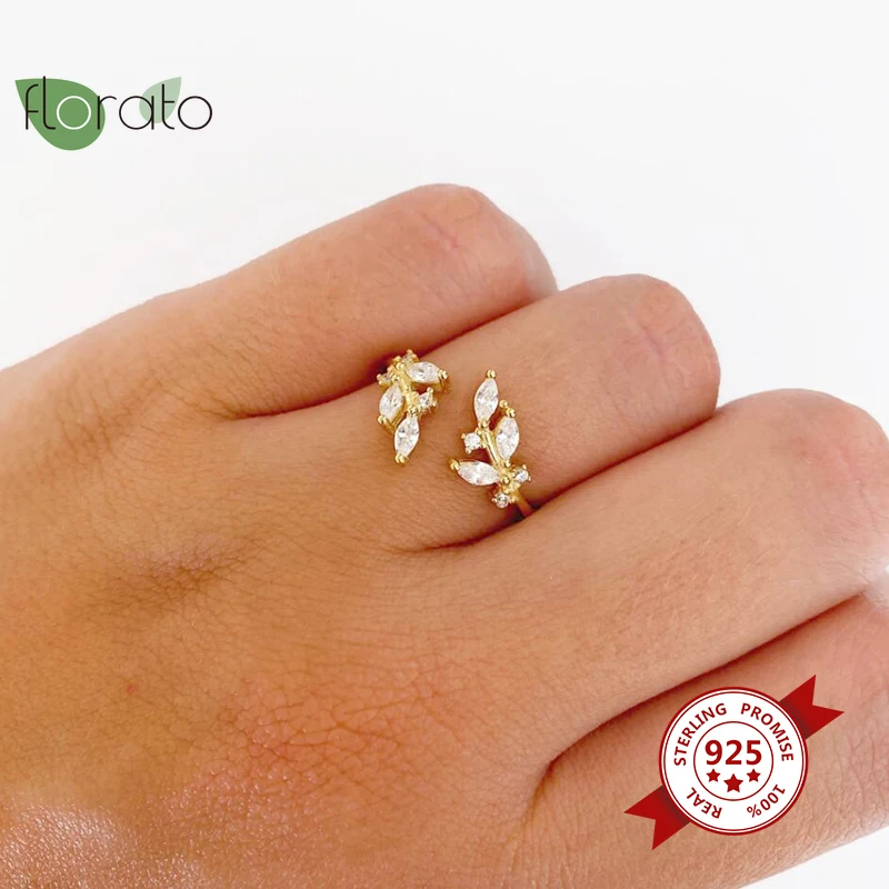 Brass/24k Gold-Plated Rings for Women Shiny Crystal Open Circle Ring Minimalist Engagement Wedding Adjustable Ring Jewelry Gift
Brass/24k Gold-Plated Rings for Women Shiny Crystal Open Circle Ring Minimalist Engagement Wedding Adjustable Ring Jewelry Gift