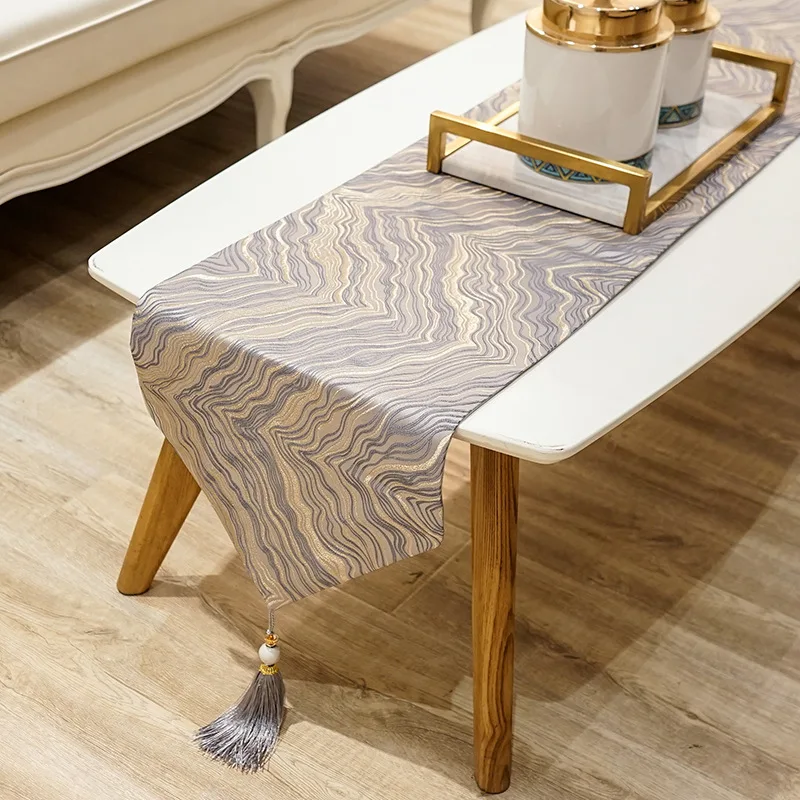 Classical Chinese Embroidery Table Runner New High-grade Geometric Abstraction Tablecloth with Tassels Freehand Four Seasons
Classical Chinese Embroidery Table Runner New High-grade Geometric Abstraction Tablecloth with Tassels Freehand Four Seasons