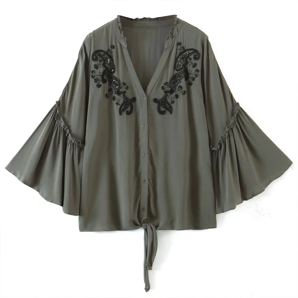 2021 Women's Fashion Chic Flare Sleeve Embroidered Beaded Shirt Retro Casual Loose V-neck Ruffle Blouse Top
2021 Women's Fashion Chic Flare Sleeve Embroidered Beaded Shirt Retro Casual Loose V-neck Ruffle Blouse Top
