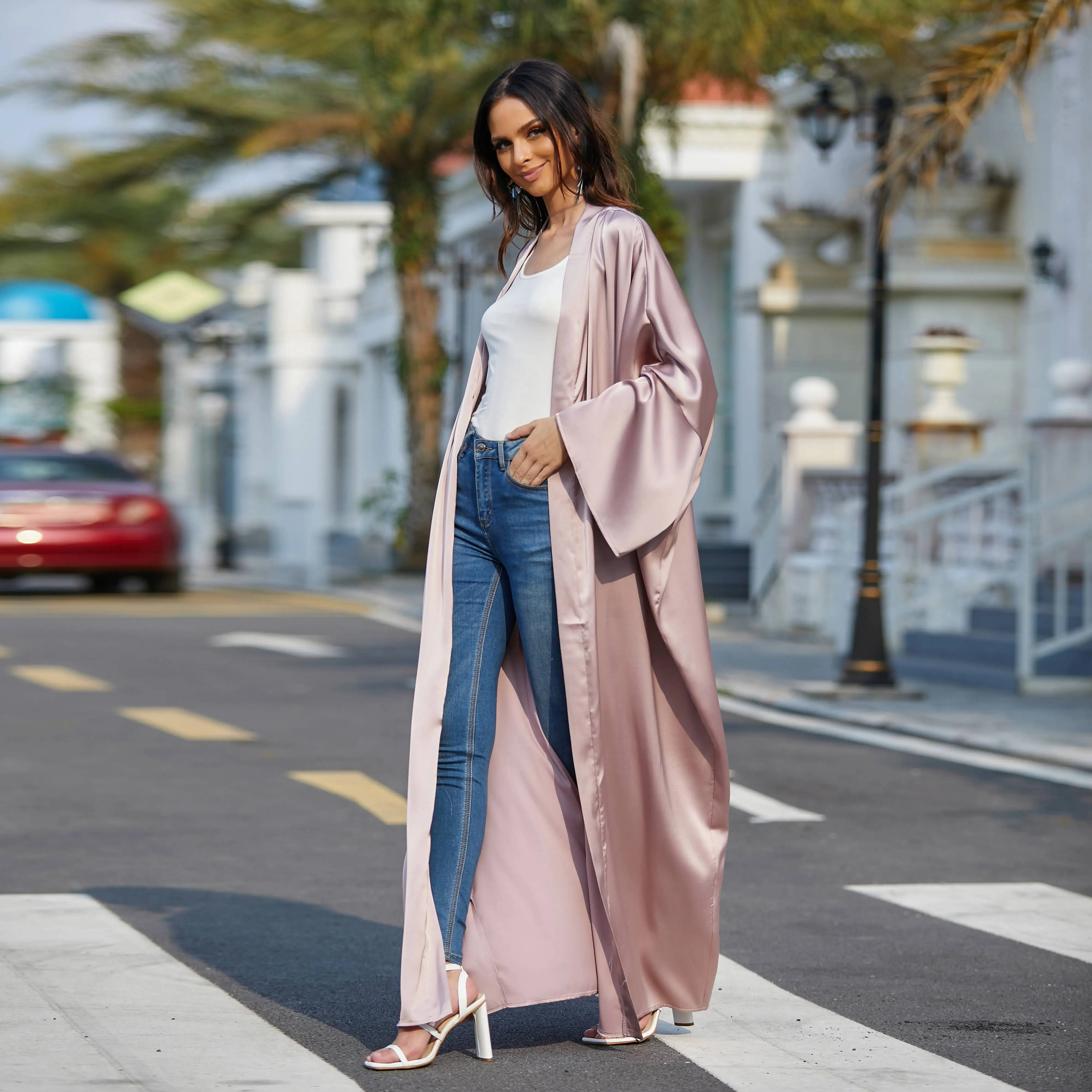 2021 Fashion Dubai Morocco Muslim Clothes Pink Casual Kimono Abaya for Women Solid Satin Turkey Arabic Cardigan Robe
2021 Fashion Dubai Morocco Muslim Clothes Pink Casual Kimono Abaya for Women Solid Satin Turkey Arabic Cardigan Robe