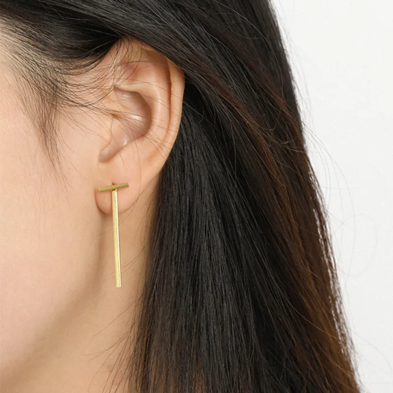 925 Sterling Silver Stud Earring Minimalist For Women Designer T-shaped Trendy Gold Earings Bijoux Femme Jewellery Earrings
925 Sterling Silver Stud Earring Minimalist For Women Designer T-shaped Trendy Gold Earings Bijoux Femme Jewellery Earrings