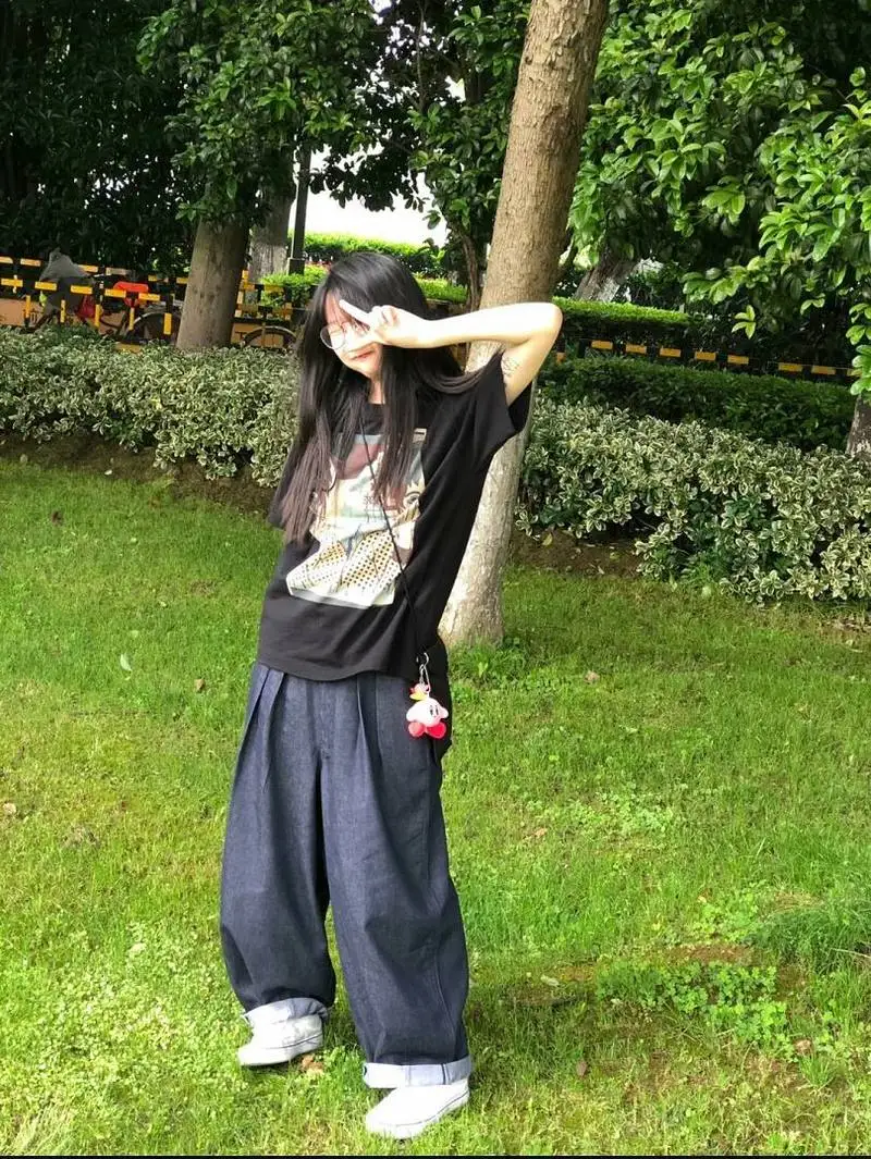 2020 CAVEMPT TShirt Cotton facepalm Tokyo Fashion Hip Hop short t-shirt men women high quality loose CAVEMPT C.E T shirts
2020 CAVEMPT TShirt Cotton facepalm Tokyo Fashion Hip Hop short t-shirt men women high quality loose CAVEMPT C.E T shirts
