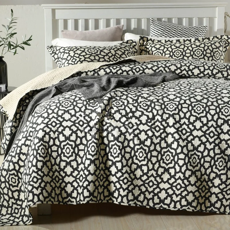 CHAUSUB Plain Print Bedspread Cotton Quilt Set 3PCS Coverlets Bed Cover Pillow Case King Queen Size Quilted Blanket
CHAUSUB Plain Print Bedspread Cotton Quilt Set 3PCS Coverlets Bed Cover Pillow Case King Queen Size Quilted Blanket
