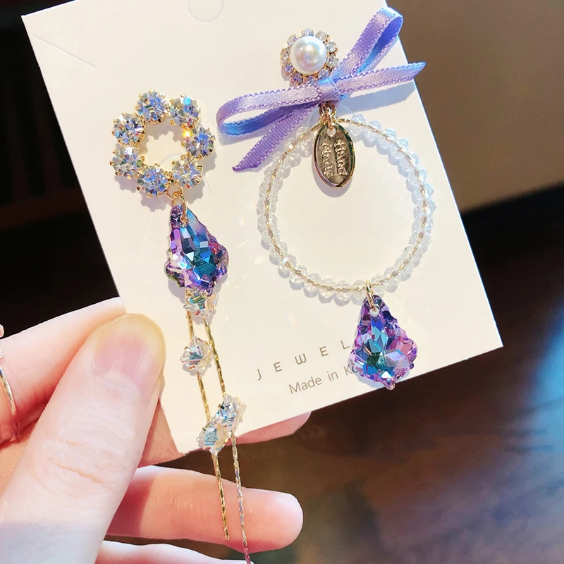 MENGJIQIAO Korean Elegant Asymmetric Circle Crystal Bowknot Drop Earrings For Women Girls Fashion Long Earings Jewelry
MENGJIQIAO Korean Elegant Asymmetric Circle Crystal Bowknot Drop Earrings For Women Girls Fashion Long Earings Jewelry