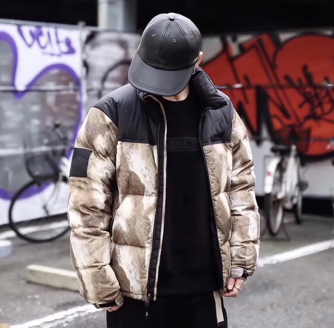 Down Jacket Men's and Women's Winter Couple's Horse Hair Cotton Jacket Can Accommodate Hooded Thickened Down Cotton Jacket
Down Jacket Men's and Women's Winter Couple's Horse Hair Cotton Jacket Can Accommodate Hooded Thickened Down Cotton Jacket