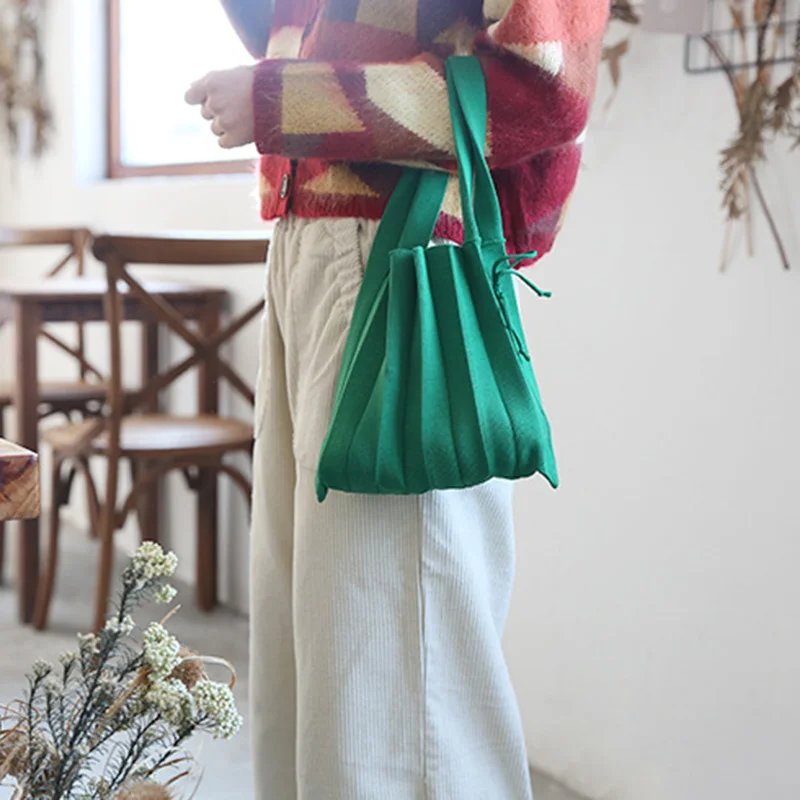 Women Lady Knitting Drawstring Handbag Solid Color for Mobile Phone Keys Money New
Women Lady Knitting Drawstring Handbag Solid Color for Mobile Phone Keys Money New