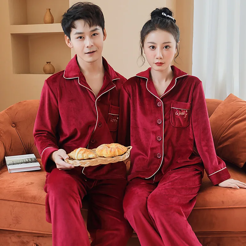 Velvet Autumn Winter Lovers Sleepwear Full Sleeve Pant Warm 2PCS Pajamas Suit Couple Loose Homewear Casual Comfort Nightwear
Velvet Autumn Winter Lovers Sleepwear Full Sleeve Pant Warm 2PCS Pajamas Suit Couple Loose Homewear Casual Comfort Nightwear