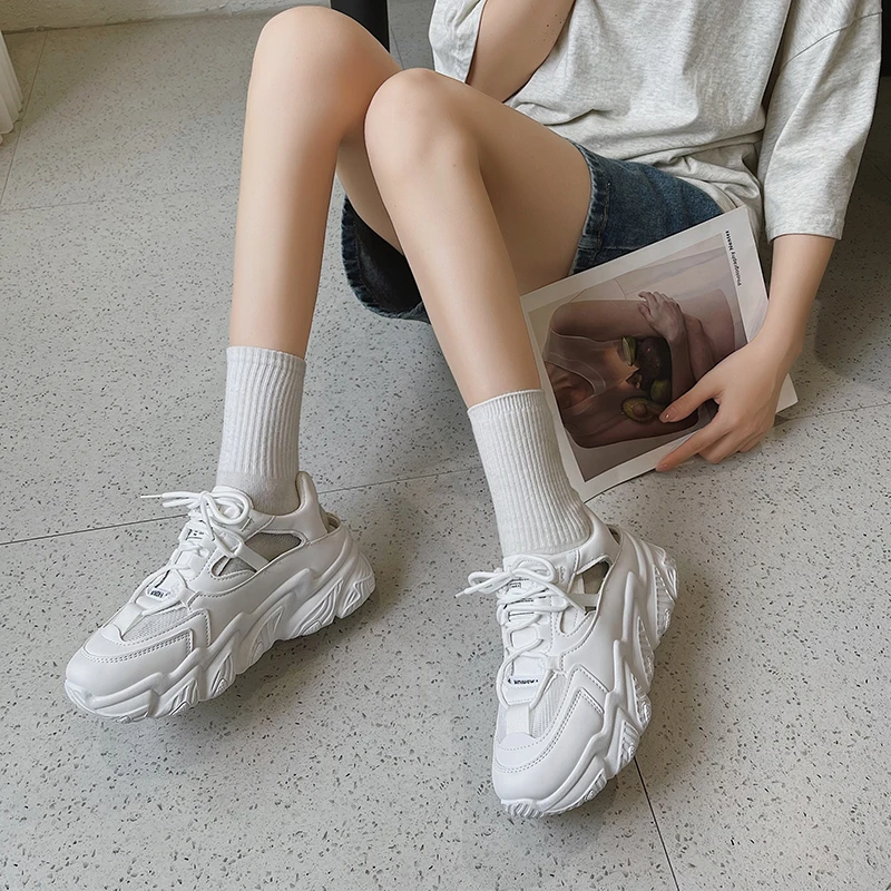 Fashion Summer Daddy Shoes Women Designer Shoes Breathable Holes Platform Shoes Mesh Designer Brand Luxury Women Shoes 
Fashion Summer Daddy Shoes Women Designer Shoes Breathable Holes Platform Shoes Mesh Designer Brand Luxury Women Shoes