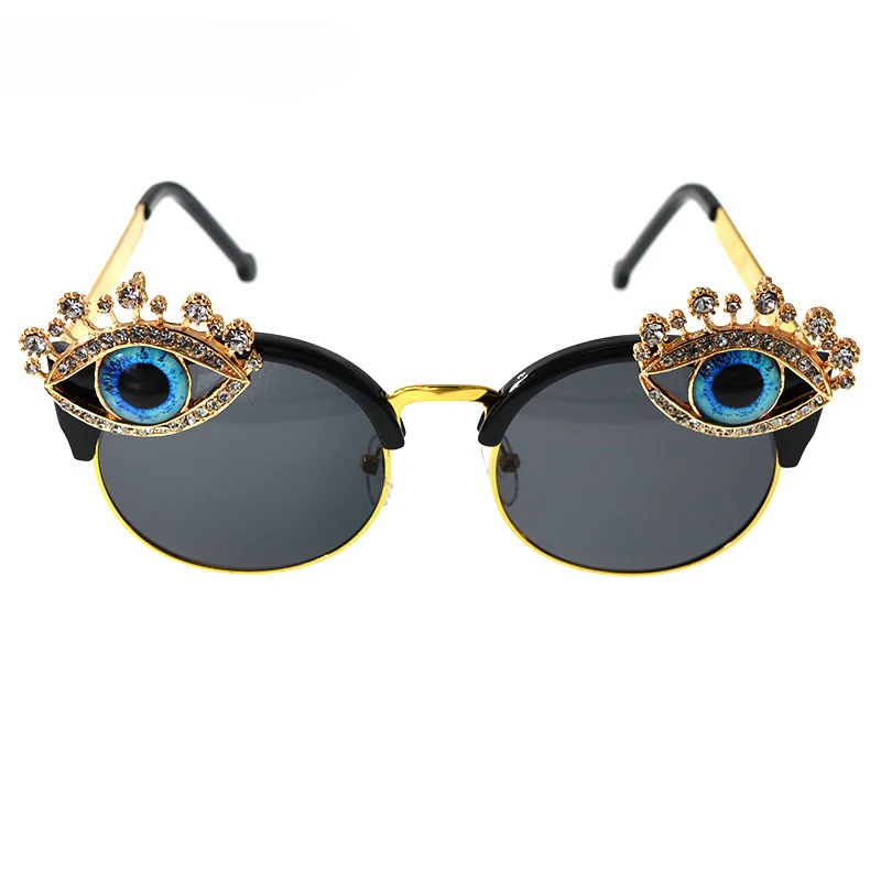 

Cat Eye Sunglasses Women Brand Designer Luxury Crystals Eyes Sexy Sunglasses Rhinestones Fashion Shades Oculos De Sol Feminino