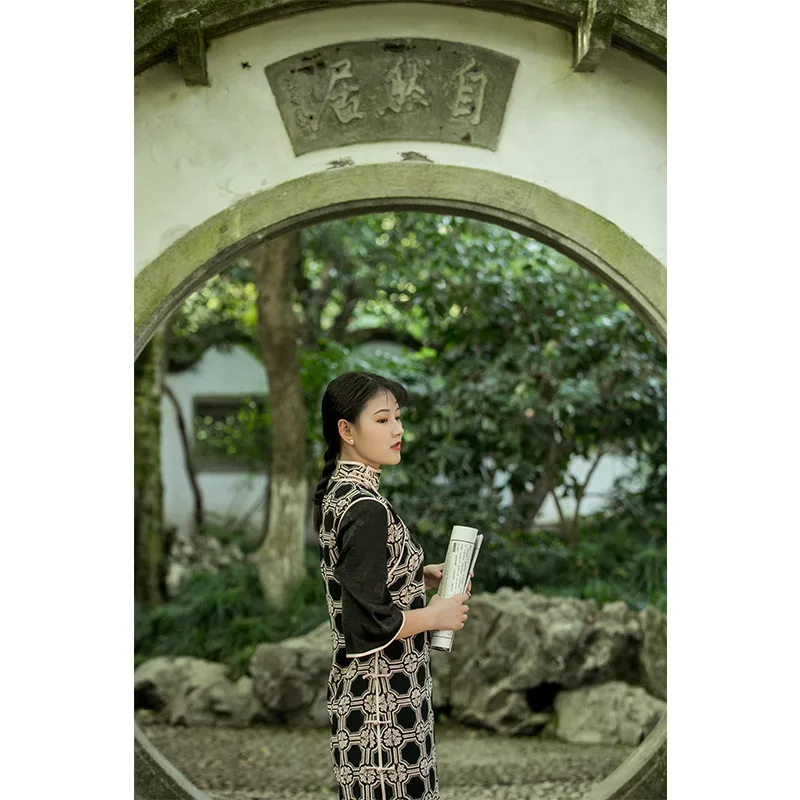 top ulara restoring ancient ways of the republic of China of silk heavy crepe bobbin brought down big sleeve cheongsam
top ulara restoring ancient ways of the republic of China of silk heavy crepe bobbin brought down big sleeve cheongsam