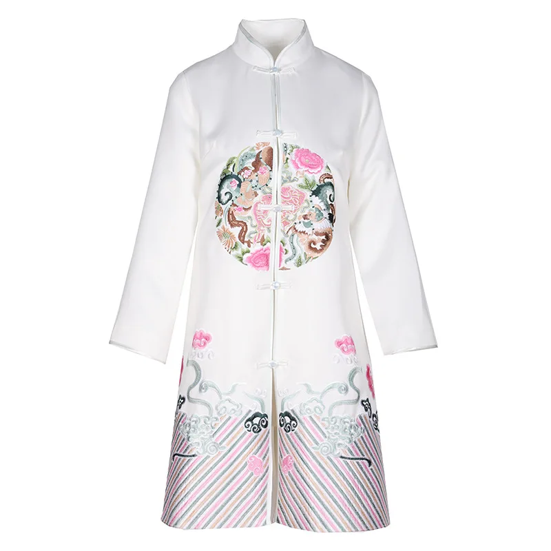 Plus Size Coat Outerwear 2022 Spring Autumn Overcoats Women Luxurious Embroidery Single Breasted White Dark Blue Coat Trench XXL
Plus Size Coat Outerwear 2022 Spring Autumn Overcoats Women Luxurious Embroidery Single Breasted White Dark Blue Coat Trench XXL