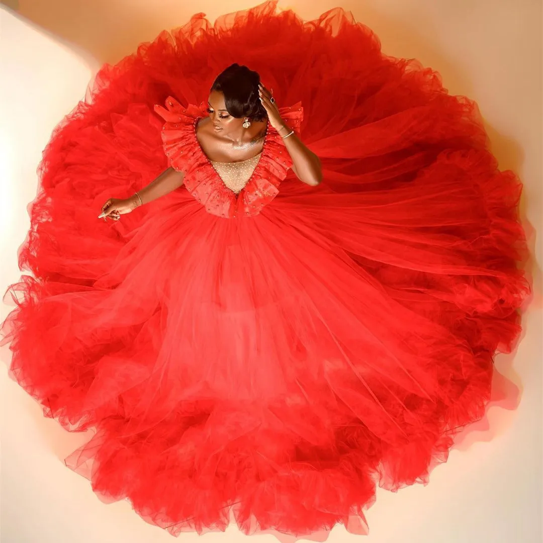 Extra Puffy Red Tulle Prom Dresses Aso Ebi Style Puffy Shoulder Ruffles Beaded Ball Gown Long Evening Dressing Gowns 
Extra Puffy Red Tulle Prom Dresses Aso Ebi Style Puffy Shoulder Ruffles Beaded Ball Gown Long Evening Dressing Gowns