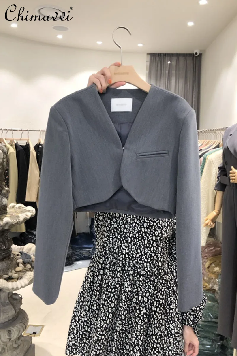 Women's Coat Autumn 2021 Blazers for Women Elegant 2021 Autumn Korean Style Short Outer Wear Long Sleeve Suit Jacket
Women's Coat Autumn 2021 Blazers for Women Elegant 2021 Autumn Korean Style Short Outer Wear Long Sleeve Suit Jacket