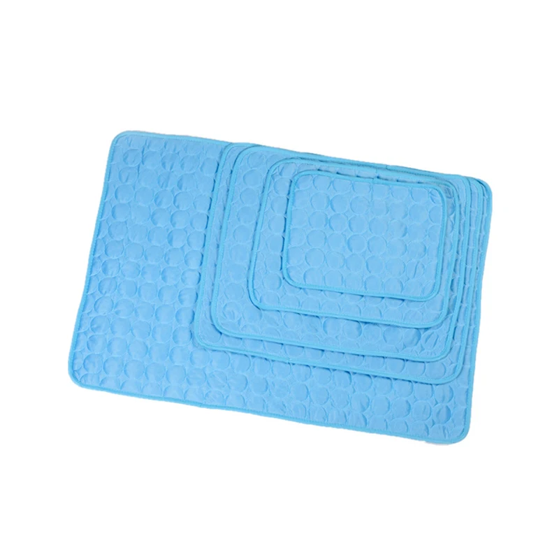Pets Refreshing Carpet Pet Cool Ice Pad Cold Silk Moisture-proof Sofa Mats Portable Tour Sleeping Pet Accessories Dogs Mat
Pets Refreshing Carpet Pet Cool Ice Pad Cold Silk Moisture-proof Sofa Mats Portable Tour Sleeping Pet Accessories Dogs Mat