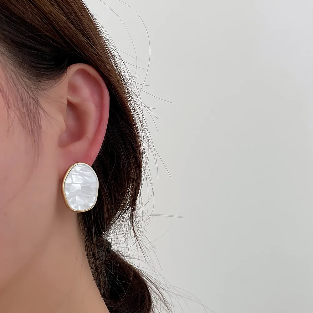 Korean Design Geometric Metal Drop Earings for Women Dangle Earrings 2021 Trend Jewelry
Korean Design Geometric Metal Drop Earings for Women Dangle Earrings 2021 Trend Jewelry