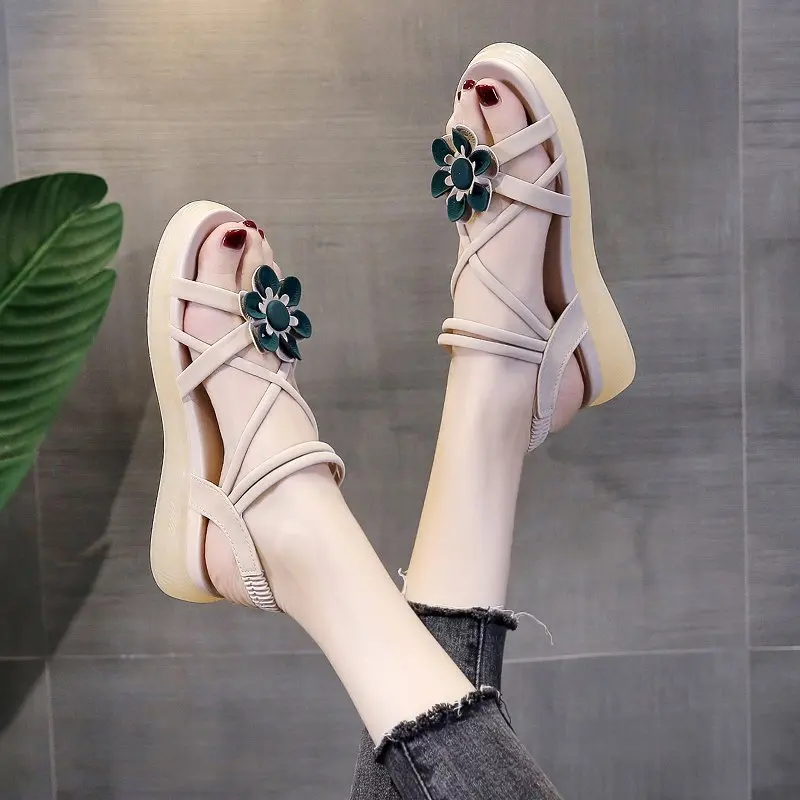 Clogs Wedge Female Sandal Med Flat Summer Shoes Woman All-Match Clear Heels Muffins shoe Platform Girls Gladiator Medium Without
Clogs Wedge Female Sandal Med Flat Summer Shoes Woman All-Match Clear Heels Muffins shoe Platform Girls Gladiator Medium Without