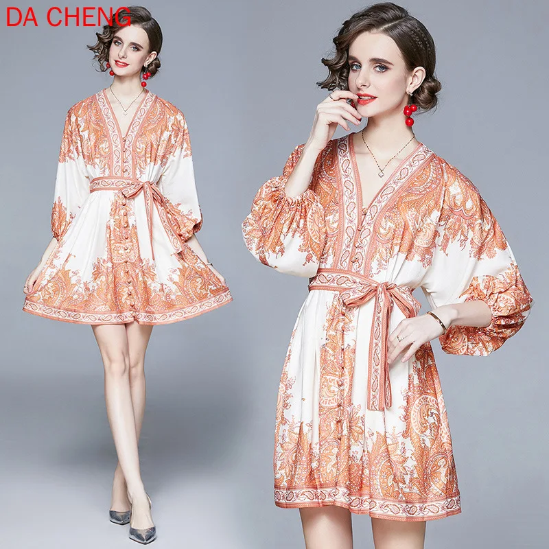 2022 New Spring Women's Wear Euro American Style V-neck Lantern Sleeve Fashion Printed Short Dress
2022 New Spring Women's Wear Euro American Style V-neck Lantern Sleeve Fashion Printed Short Dress