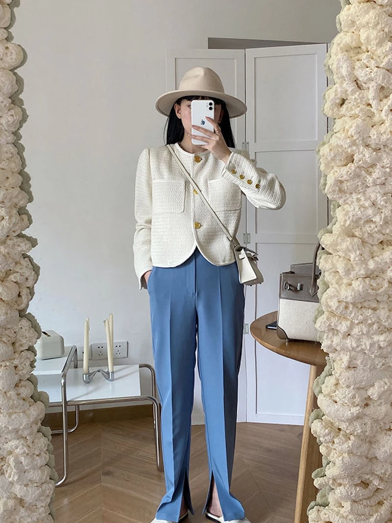 UMI MAO Early Spring New French Style Small Fragrance Temperament Gold Buckle Lisa Coat Female Short Jacket women Harajuku
UMI MAO Early Spring New French Style Small Fragrance Temperament Gold Buckle Lisa Coat Female Short Jacket women Harajuku