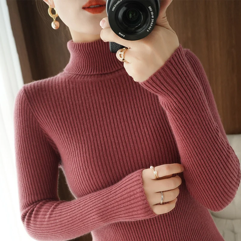 Women's new sweater in autumn and winter 2021 high neck thickened inner bottom shirt solid color strip slim knit sweater
Women's new sweater in autumn and winter 2021 high neck thickened inner bottom shirt solid color strip slim knit sweater
