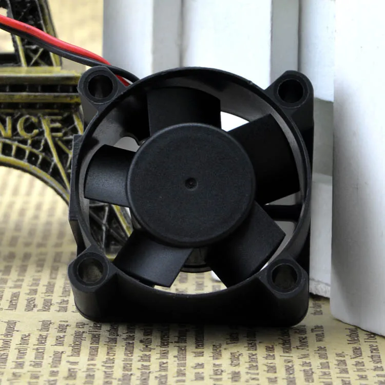 SUNON SUNON 4020 12V KD1204PKB2 0.9W Switch Radiating Equipment Used for Heating the Silent Fan 
SUNON SUNON 4020 12V KD1204PKB2 0.9W Switch Radiating Equipment Used for Heating the Silent Fan