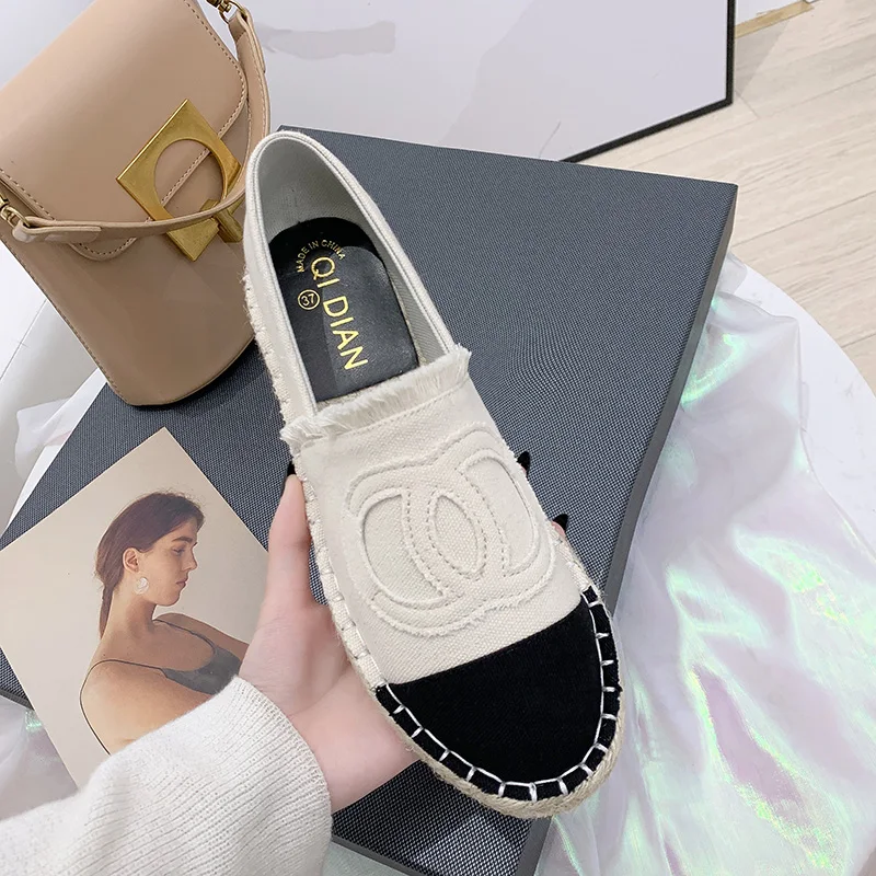 2021 New White Black Fisherman Shoes Women Flats Casual Shoes Canvas Hemp femme Shoes Comfortable Mules Loafers Shoes
2021 New White Black Fisherman Shoes Women Flats Casual Shoes Canvas Hemp femme Shoes Comfortable Mules Loafers Shoes