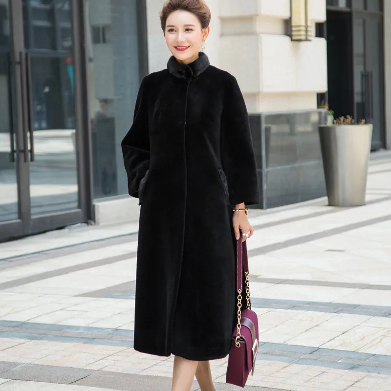 Real Coat 2020 Winter Warm Female Jacket Natural Sheep Shearing Fur Coats Mink Collar Wool Jackets For Wmen WYQ982
Real Coat 2020 Winter Warm Female Jacket Natural Sheep Shearing Fur Coats Mink Collar Wool Jackets For Wmen WYQ982