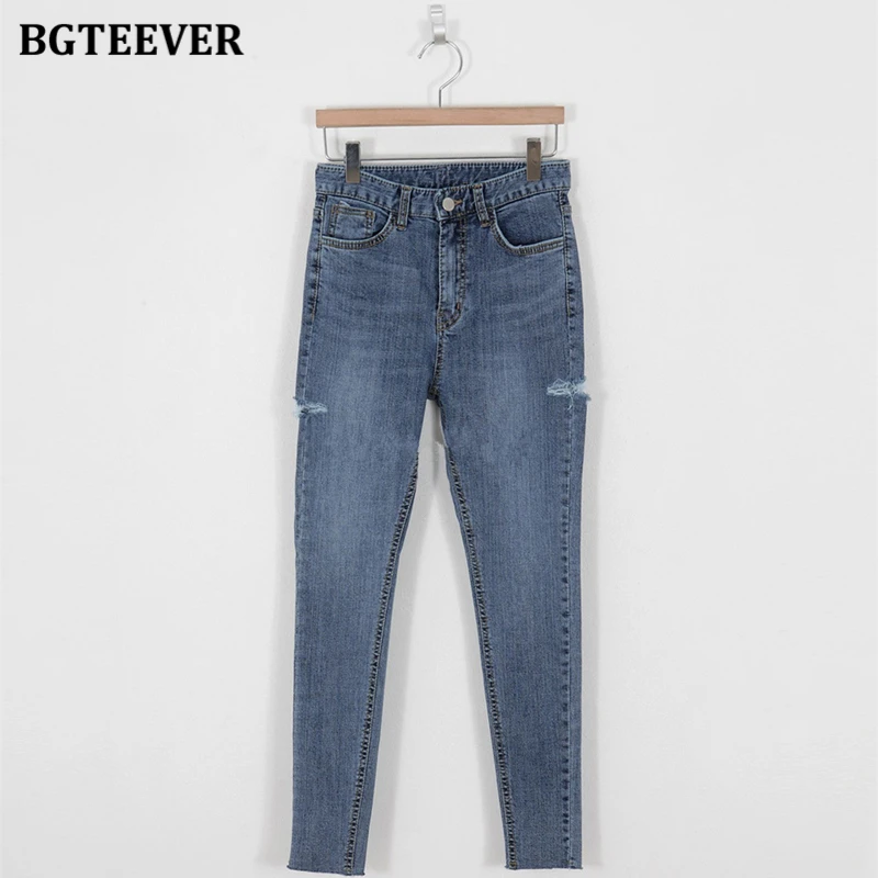 BGTEEVER 2020 New Skinny High Waist Jeans Pants Women Streetwear Ripped Holes Female Stretch Pencil Denim Trousers Femme 
BGTEEVER 2020 New Skinny High Waist Jeans Pants Women Streetwear Ripped Holes Female Stretch Pencil Denim Trousers Femme