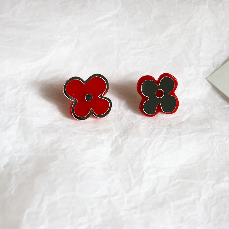 Wine Red Acrylic Flower Earrings Asymmetric Specular Resin Cool Exaggerated Design Earrings Wholesale Women Fashion Jewelry 
Wine Red Acrylic Flower Earrings Asymmetric Specular Resin Cool Exaggerated Design Earrings Wholesale Women Fashion Jewelry