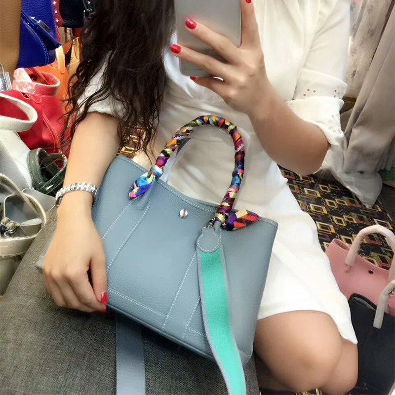 Top Quality Luxury Brand 2021 New Leather Ladies Lychee Pattern Head Layer Cowhide Fashion All-match Handbag Sac A Main Femme Gg
Top Quality Luxury Brand 2021 New Leather Ladies Lychee Pattern Head Layer Cowhide Fashion All-match Handbag Sac A Main Femme Gg